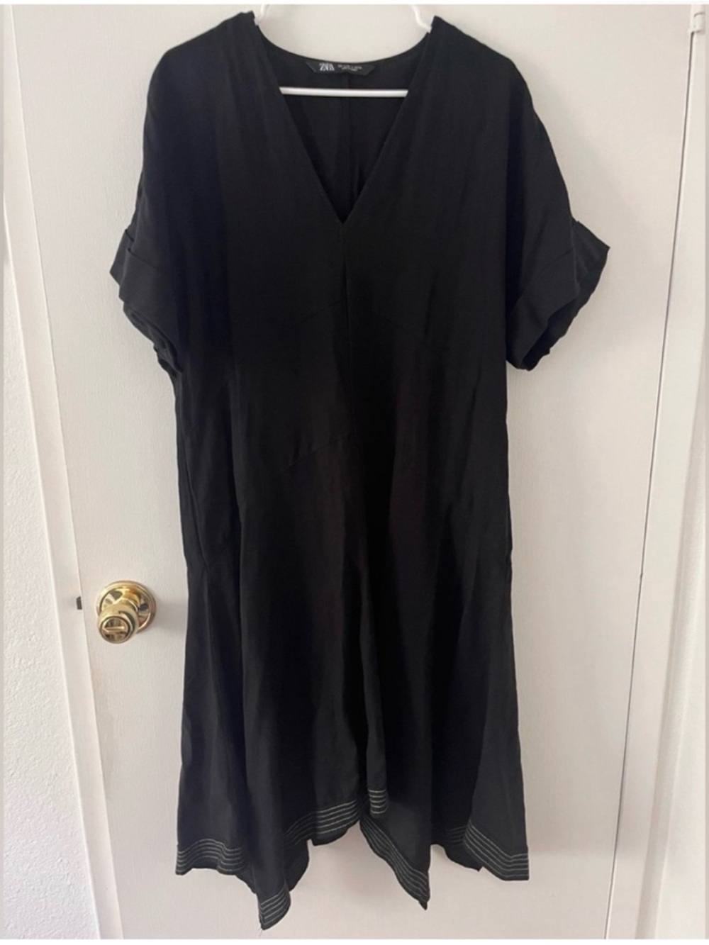 Like New Zara Boho Flowy Black Handkerchief Hem Dress Pockets Small